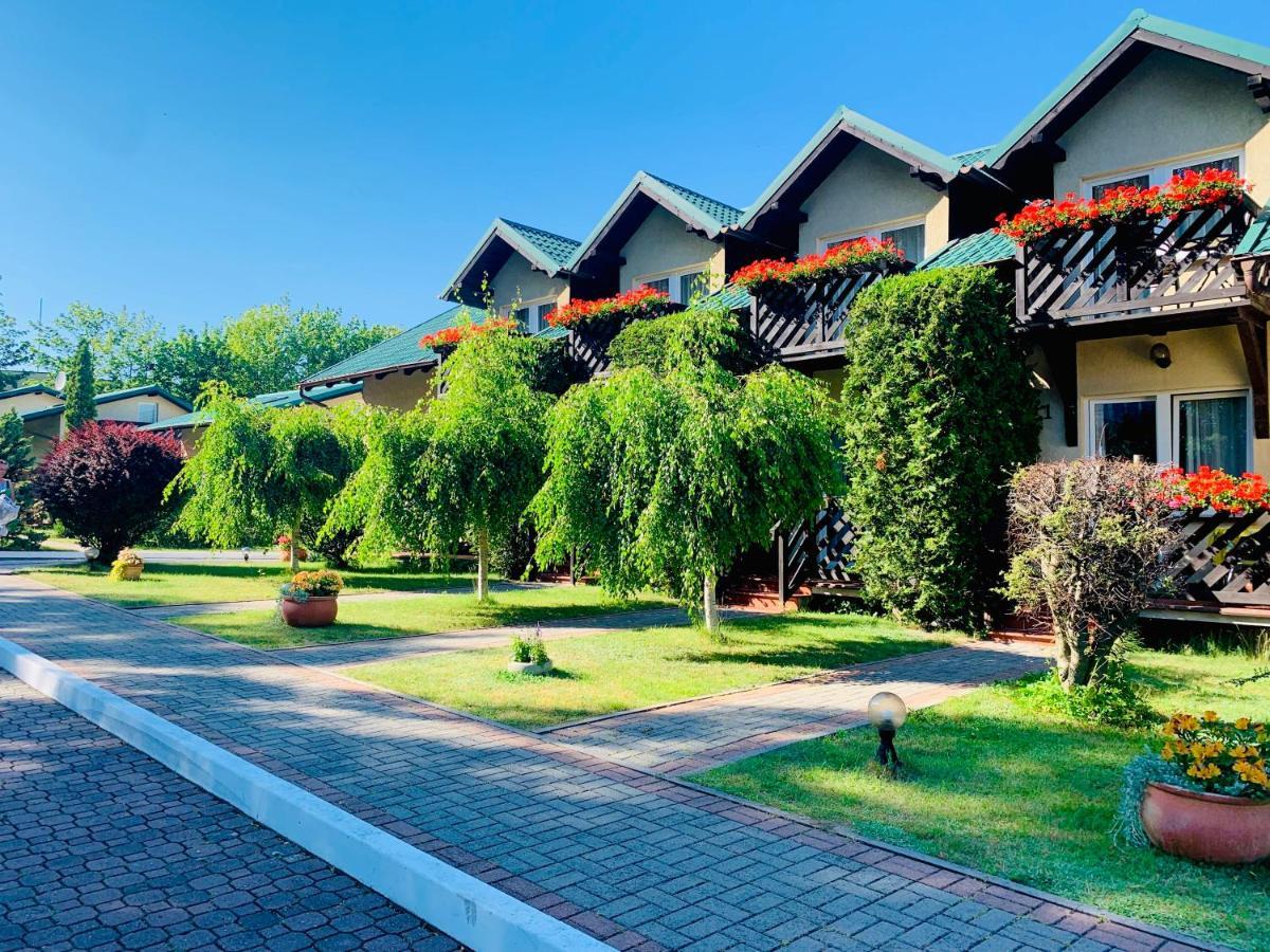 Roza Wiatrow Hotel Wladyslawowo Exterior photo